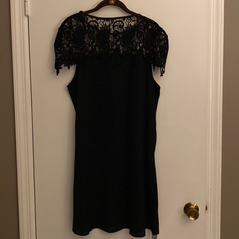 Little black dress, size m, NWT